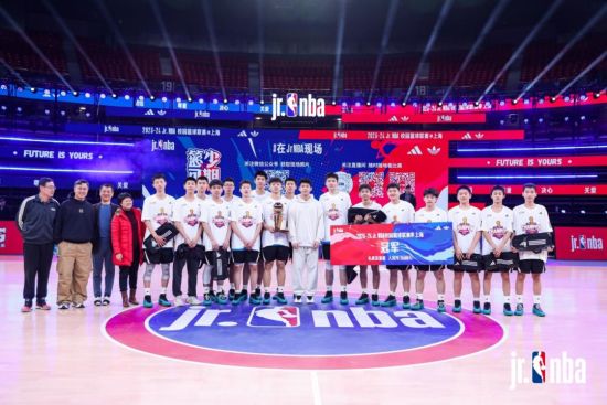 借助线上篮球训练平台在家也能追逐梦想_1